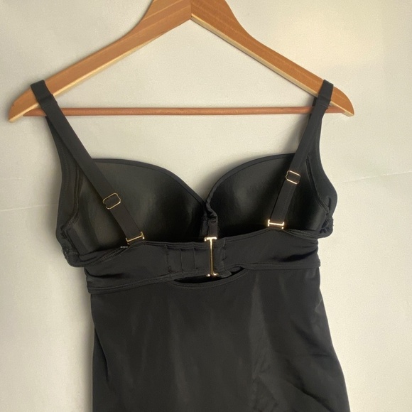 Soma Women Swim Tankini Top 34DD Bra Cup Black Underwire Adjustable straps - Picture 3 of 11